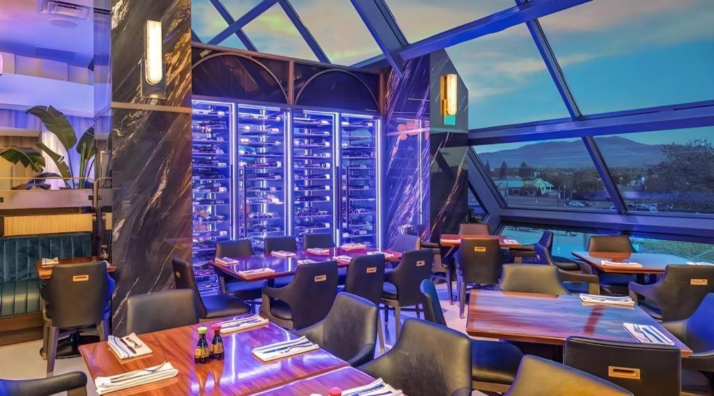 Atlantis Casino 4*